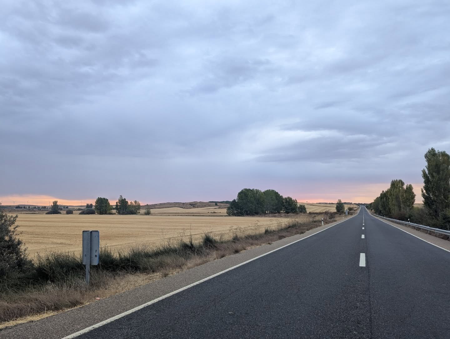 Day 17: Terradillos – Sahagún → bus to León	13 km.