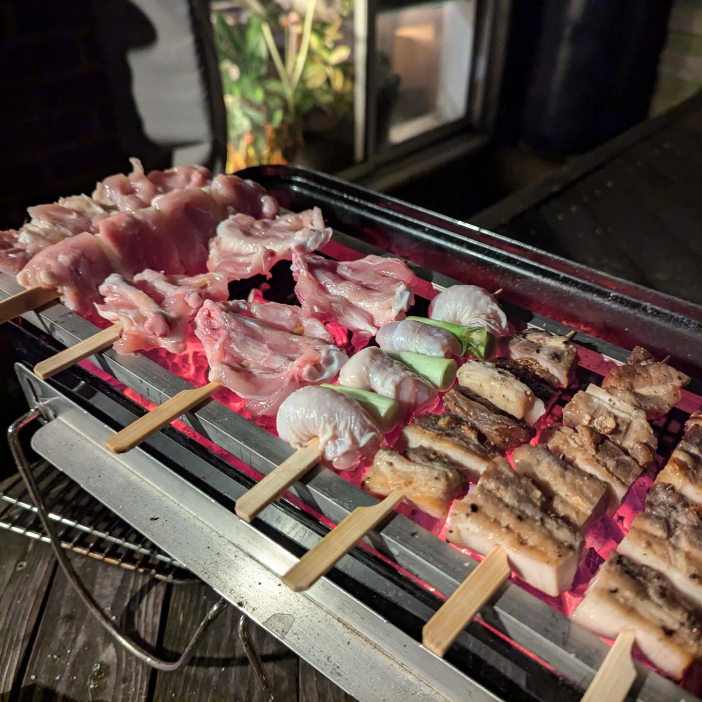Yakitori time! Unfortunately we were too busy eating the skewers for me to get any good shots. I've used a small portable BBQ (Weber Go Anywhere) with some lumpwood charcoal (Big K Restaurant grade) to grill these. As some of you may know, the Japanese use a special grade of oak charcoal called binchotan. This burns for a very long time and provides a certain type of radiant heat.