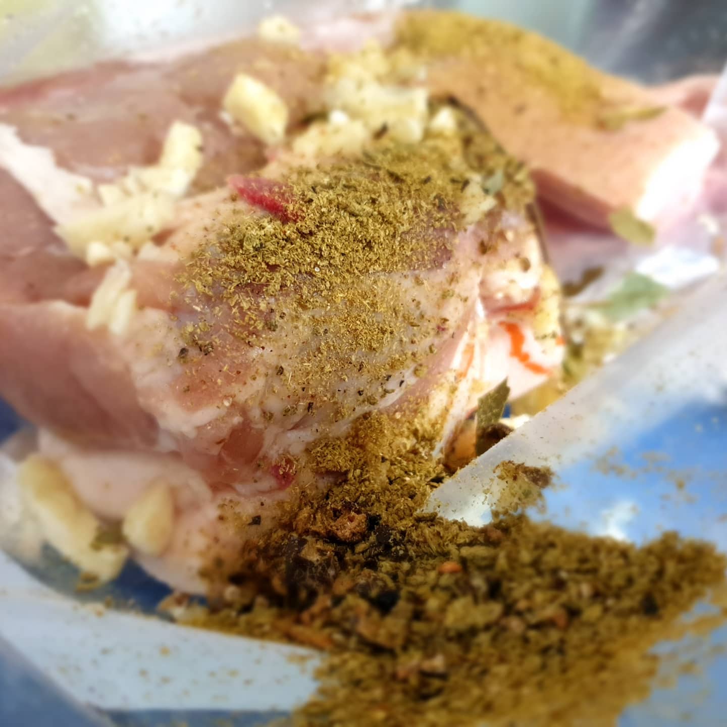 Bacon. Not something I've done a lot of but we do get through a decent amount of it, and often disappointed by butcher purchased bacon, even Dave "Bacon King" Ovett, (Open Market) of Brighton isn't their best product. Their cheese is amazing value though. Just happened to have some mosaic pellet hops ground down in the mortar, added some juniper berries and black pepper, roughly crushed. Flakes of laurel brought back from Croatia were added, even though we've a ton left over from the wall falling off our house a few months ago onto a laurel tree out the side.